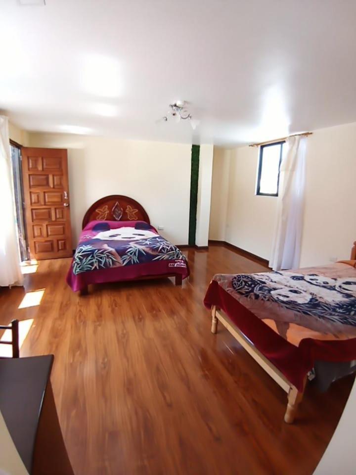 Hostal Atlantis Quito Exterior foto